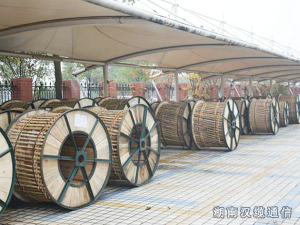 ADSS光缆|ADSS光缆价格|OPGW光缆厂家|电力光缆厂家|湖南汉缆通信科技有限公司官网