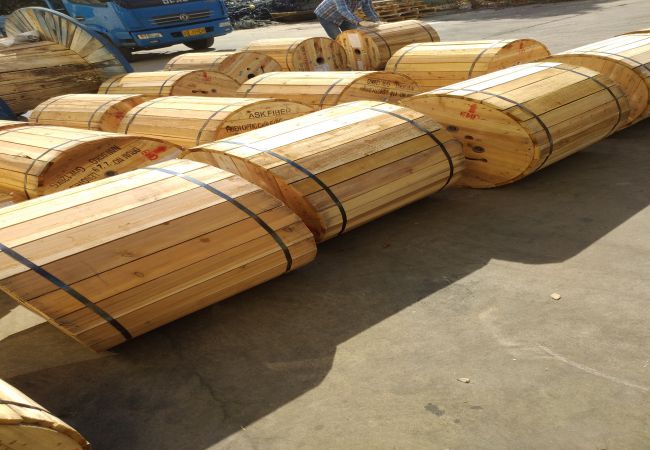 ADSS光缆,OPGW光缆,OPPC光缆,ADSS光缆价格,OPGW光缆厂家,光缆,电力光缆厂家,矿用光缆,湖南汉缆,湖南汉缆通信科技有限公司