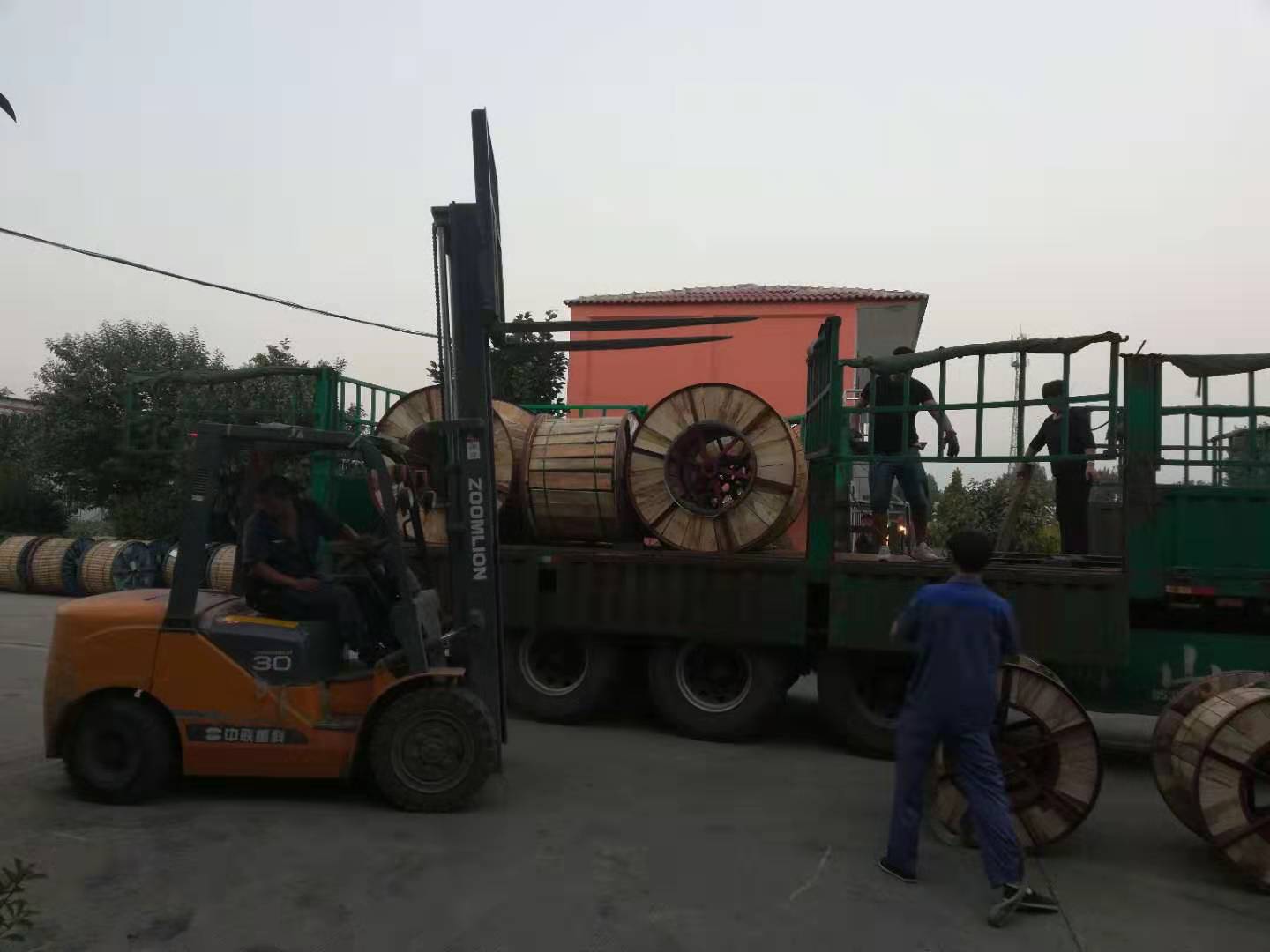 ADSS光缆,OPGW光缆,OPPC光缆,ADSS光缆价格,OPGW光缆厂家,光缆,电力光缆厂家,矿用光缆,湖南汉缆,湖南汉缆通信科技有限公司